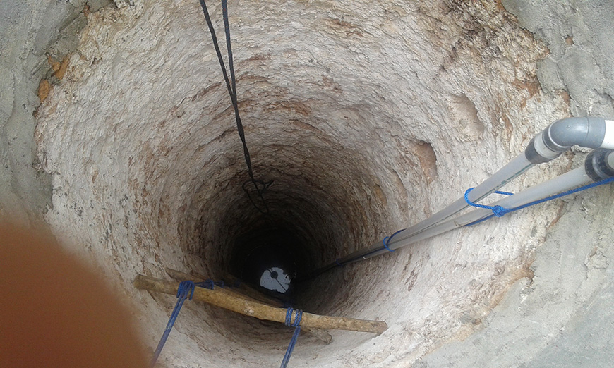 Caption here - Curabitur id lorem in quam hendrerit maximus. Suspendisse eu pulvinar dolor.